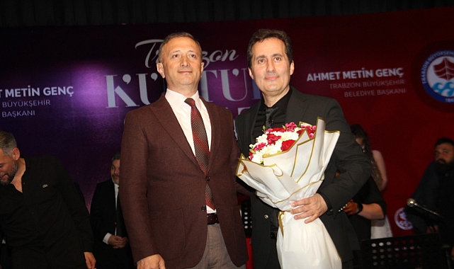 ZAMANSIZ ŞARKILAR İZLEYİCİLERE NOSTALJİ YAŞATTI