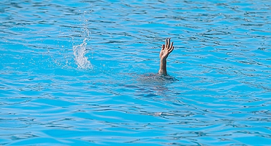 AKÇAABAT'TA DENİZDE CAN PAZARI: 2 ÖLÜ 