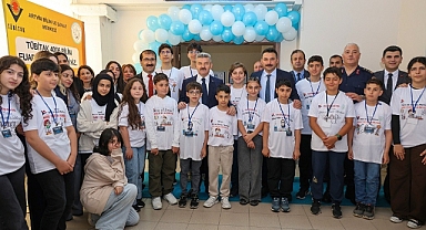 ARTVİN'DE TÜBİTAK 4006 BİLİM FUARI AÇILDI 