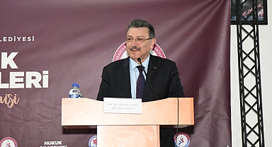 BAŞKAN GENÇ: KENDİNİZİ GELECEĞE DONANIMLI HAZIRLAYIN