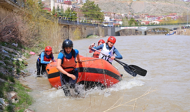 BAYBURT RAFTİNGDE SÖZ SAHİBİ OLMAK İSTİYOR