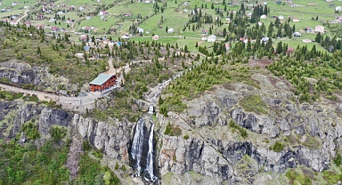 BİR DOĞA HARİKASI: SİS DAĞI