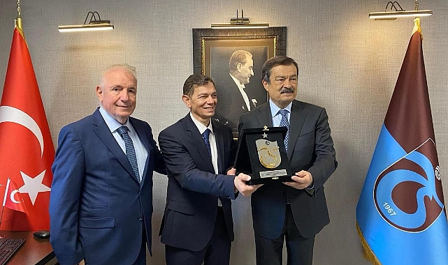 ESKİ BAKANLARDAN DİVAN KURULU BAŞKANI ÖREN'E ZİYARET