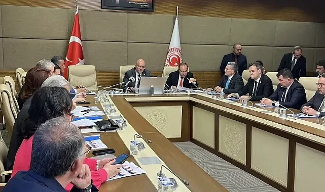 FINDIK ÜRETİCİSİNİN GÖZÜ KULAĞI MECLİS'TE!