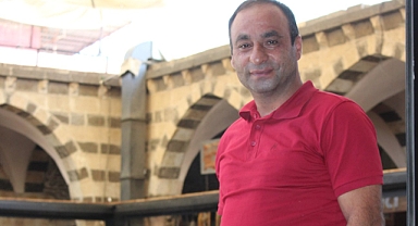 GAZETECİ CEMİL BIYIKLI'NIN EVİ KUNDAKLANDI! 