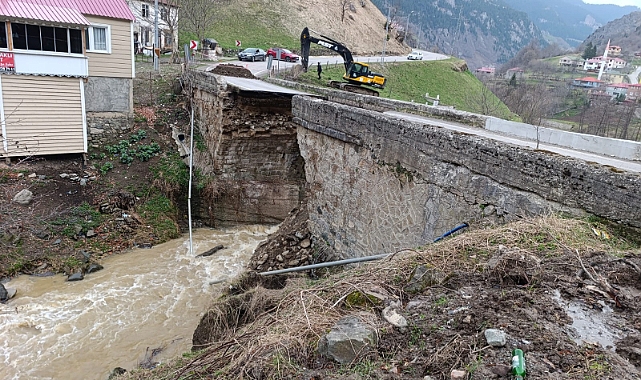 HAMSİKÖY'ÜN ULAŞIM SORUNU ÇÖZÜLDÜ
