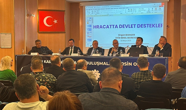 İHRACATÇILAR PANELDE BİR ARAYA GELDİ