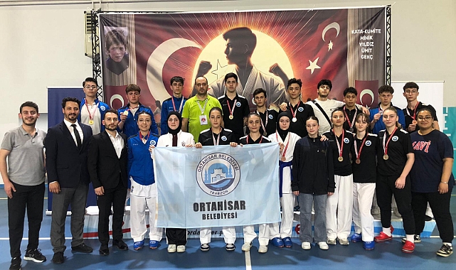 KARATE ŞAMPİYONASI SONA ERDİ... ŞEHİT EREN BÜLBÜL'ÜN ANISINA...
