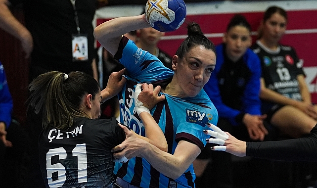 ORTAHİSAR BELEDİYESİ KADIN HENTBOL TAKIMI ÜZDÜ