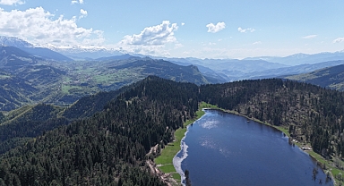 'SAKİN ŞEHİR' ŞAVŞAT'TA BAHAR GÜZELLİĞİ 