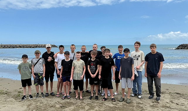 SAVAŞ MAĞDURU UKRAYNALI ÇOCUKLARA TRABZON MORALİ