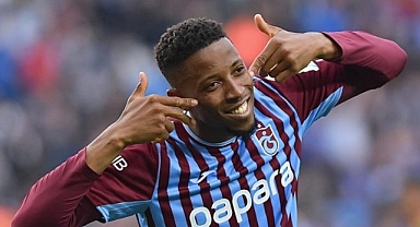 SİMON BANZA ÜLKESİNİN GURURU