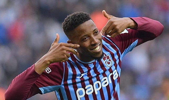 SİMON BANZA ÜLKESİNİN GURURU