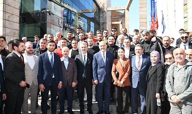 SÜLEYMAN SOYLU TRABZON’DA GENÇLERLE BULUŞTU