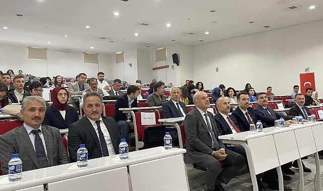 TRABZON'DA '2025 AİLE YILI ÇALIŞTAYI' DÜZENLENDİ