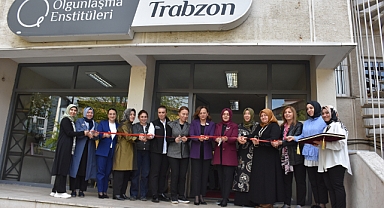 TRABZON'DA 'GELENEKTEN GELECEĞE' SERGİSİ AÇILDI