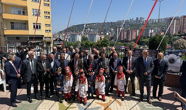 TRABZON'DA SANDIKTA BEZ BEBEK MÜZESİ AÇILDI