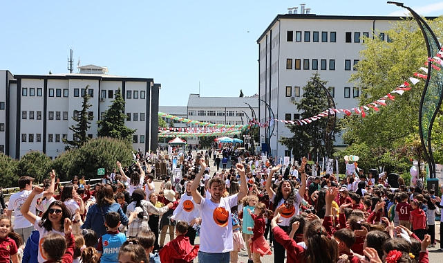 TRÜ'DE BAHAR ŞENLİKLERİ BAŞLADI