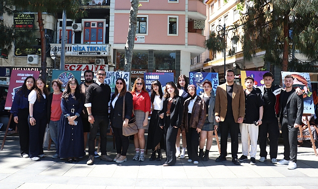 ÜNİVERSİTE ÖĞRENCİLERİ BAĞIMLILIĞA SANAT YOLUYLA DİKKAT ÇEKTİ