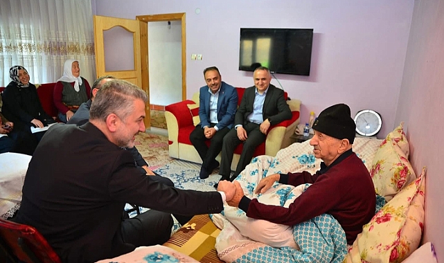 AK PARTİ TRABZON'DA 'GÖNÜL HANELERİ' İLE SAHADA