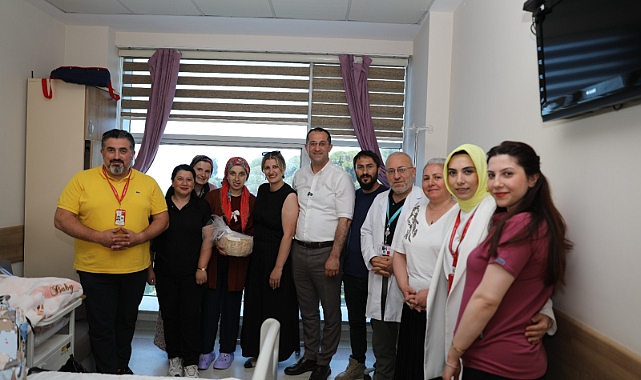 AKÇAABAT BELEDİYESİ’NDEN YENİ DOĞANLARA ANLAMLI HEDİYE