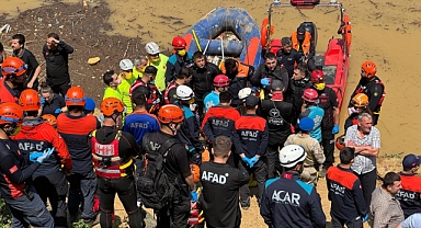 AKÇAABAT'TA SELDE KAYBOLAN KİŞİNİN CANSIZ BEDENİNE ULAŞILDI 