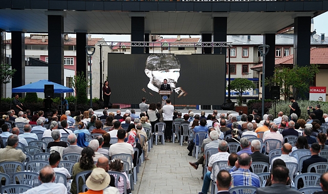 ATATÜRK TRABZON’DA BELGESELİ BÜYÜK BEĞENİ TOPLADI