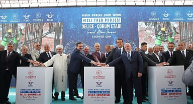 BAKAN URALOĞLU HIZLI DEMİR YOLU PROJESİNİN TEMELİNİ ATTI 