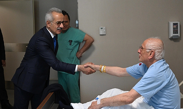 BAKAN URALOĞLU'NDAN EREN'E GEÇMİŞ OLSUN ZİYARETİ