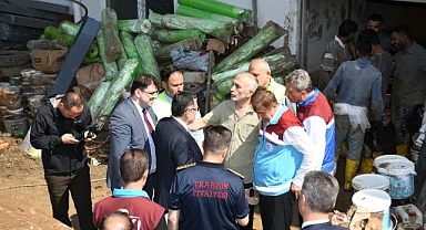 BAŞKAN GENÇ, BEŞİRLİ'DE ESNAFI ZİYARET ETTİ