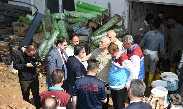 BAŞKAN GENÇ, BEŞİRLİ'DE ESNAFI ZİYARET ETTİ