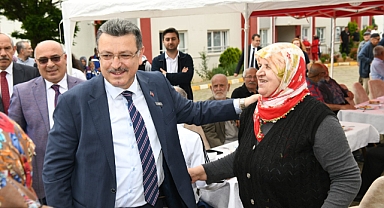 BAŞKAN GENÇ’TEN HUZUREVİ SAKİNLERİNE ZİYARET