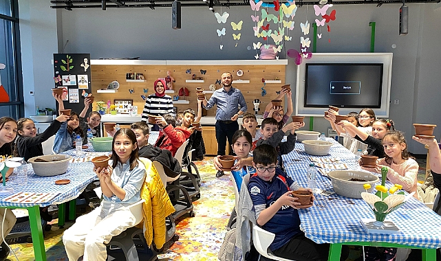 BÜYÜKŞEHİR TOHUMLARIN GELECEĞE AKTARILMASI İÇİN DESTEK VERİYOR