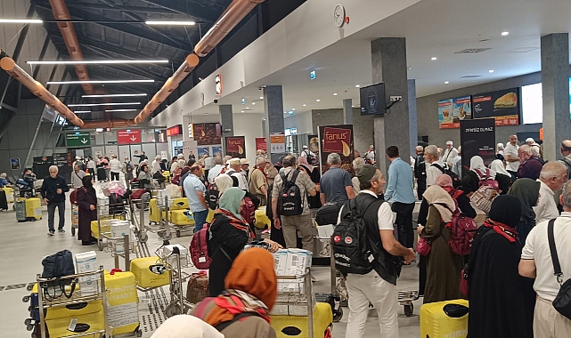 HACI KAFİLESİ TRABZON'A DÖNDÜ