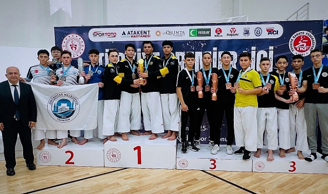 KARADENİZ PREMİER LİGİ'NDE TRABZON'A 3 MADALYA