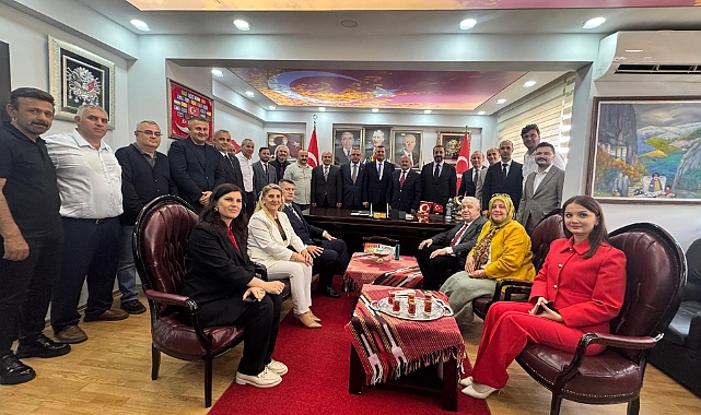 MHP TRABZON'DA COŞKULU BAYRAMLAŞMA