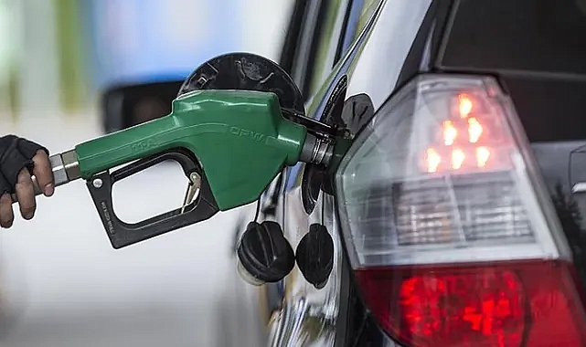 MOTORİNE DEV ZAM... DEPOLARI DOLDURUN!