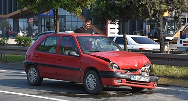 ORTAHİSAR'DA KORKUTAN KAZA: ANNE VE ÇOCUĞU YARALANDI