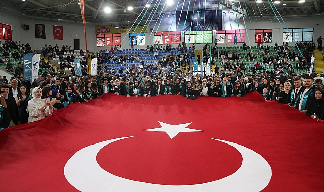 RTEÜ'DE MEZUNİYET COŞKUSU