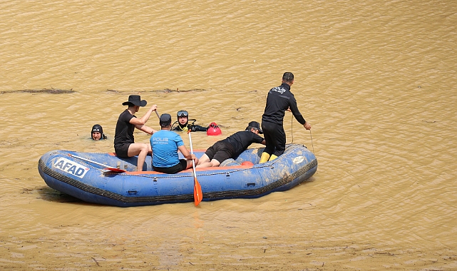 SELDE KAYBOLAN KİŞİNİN ARAMA ÇALIŞMALARINA DEVAM EDİLDİ