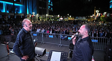 SUNAY AKIN: ÇOK ZOR BİR GECEYDİ 