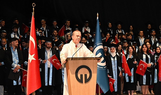 TRABZON MYO'DA MEZUNŞYET COŞKUSU