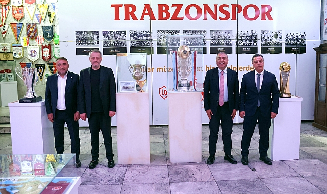 TRABZONSPOR'UN KUPALARI MÜZEDEKİ YERİNİ ALDI