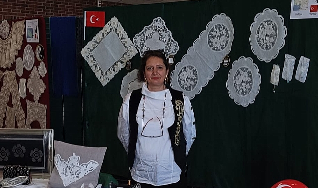 TÜRK EL SANATLARI FRANSA'DA AYAKTA ALKIŞLANDI