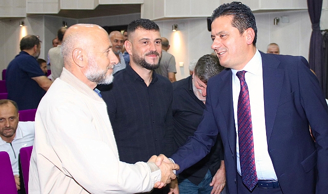 AK PARTİ ORTAHİSAR'DA 87 MAHALLE BAŞKANI TEK YÜREK