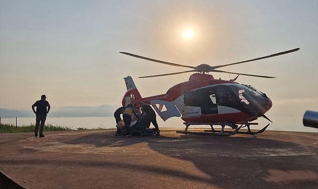 AMBULANS HELİKOPTET YAYLADA RAHATSIZLANAN KADIN İÇİN HAVALANDI