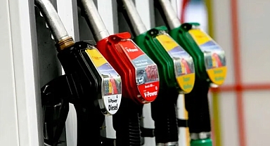 ARAÇ SAHİPLERİNİN DİKKATİNE... AKARYAKITA BÜYÜK ZAM!