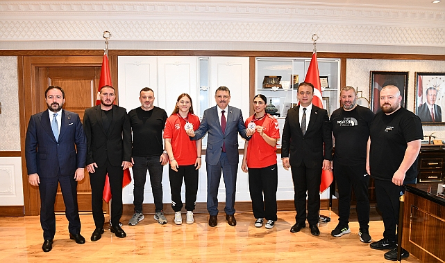 BAŞKAN GENÇ, AVRUPA ŞAMPİYONU SPORCULARI AĞIRLADI