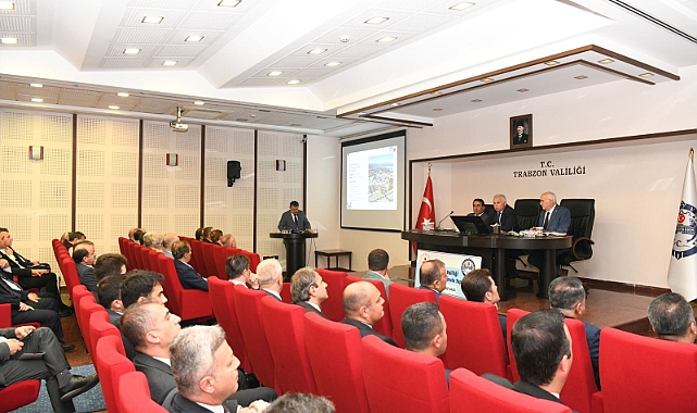 BAŞKAN GENÇ, TRABZON’UN YATIRIM GÜNDEMİNİ ANLATTI