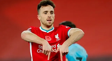 FUTBOL DÜNYASI ŞOKTA... ÜNLÜ FUTBOLCU HAYATINI KAYBETTİ!